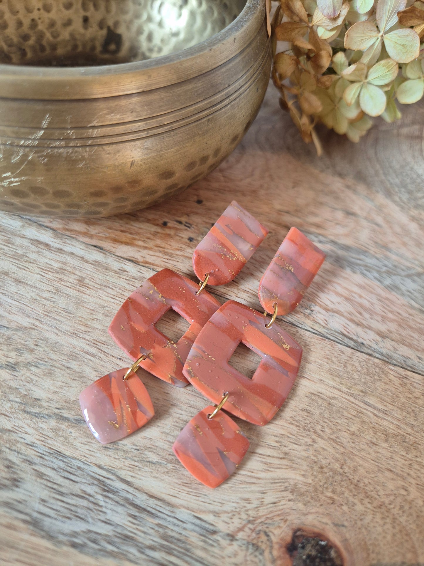 Boucles doreilles orange argile