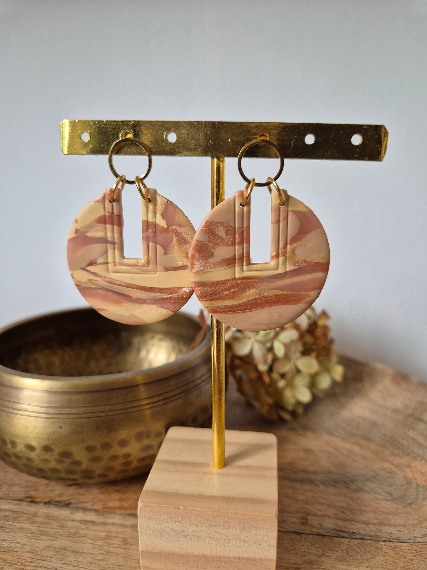 Boucles d'oreilles beige