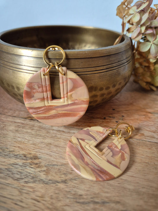 Boucles d'oreilles beige
